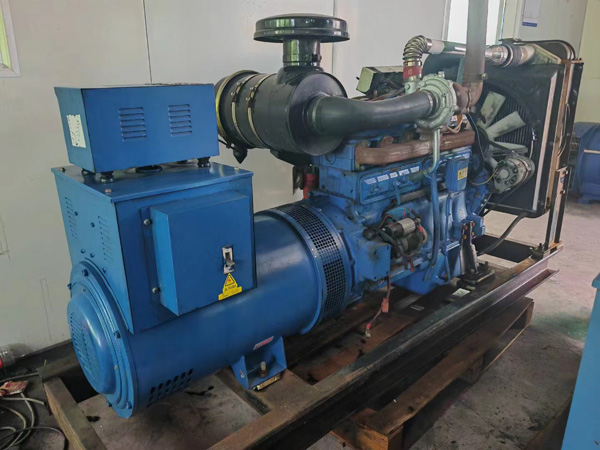 凤台100kW柴油发电机组使用多级机油有哪些优缺点？